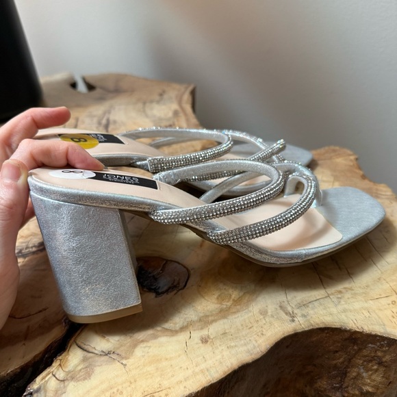 Jones New York Silver Sparkly Heels - Picture 5 of 8